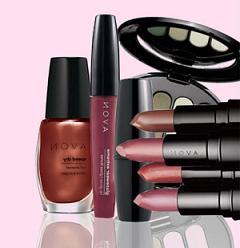 AVON věří v krásu každé ženy / AvonCosmetics (http://www.luxurymag.cz)